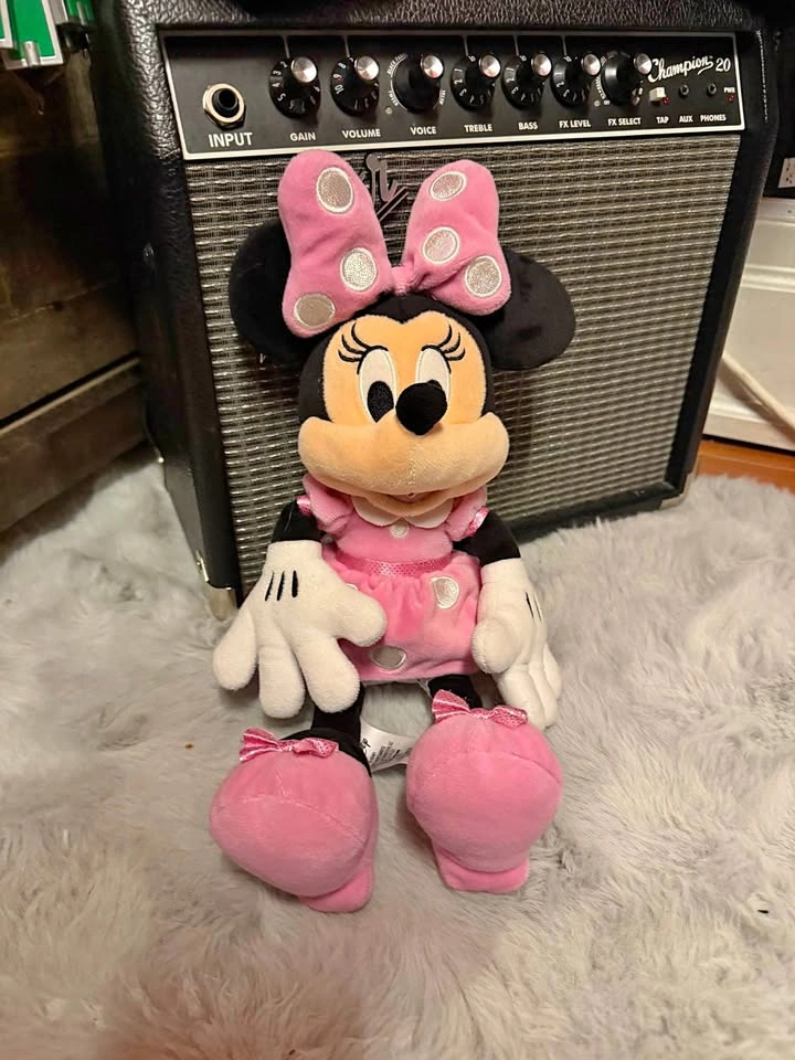 Disney Minnie Mouse Plush - Pink Outfit