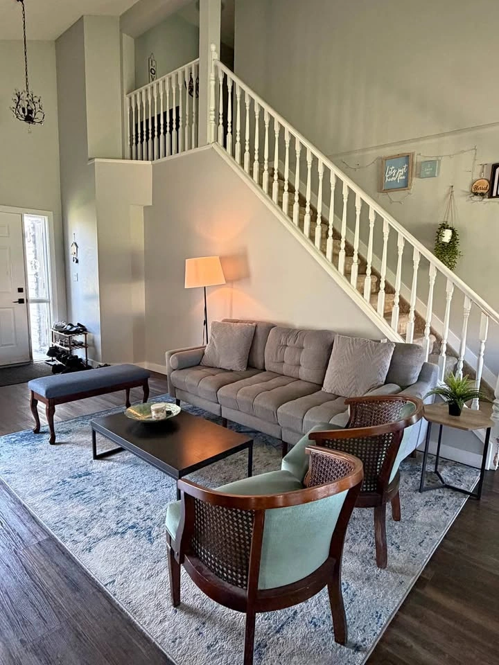(Read description) Sofa set for sale