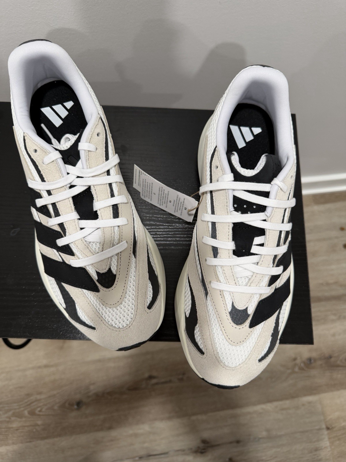 adidas Lightblaze White/Black/Gray Men’s Low Top Sneakers