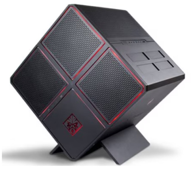 HP Omen X900 PC with Extras