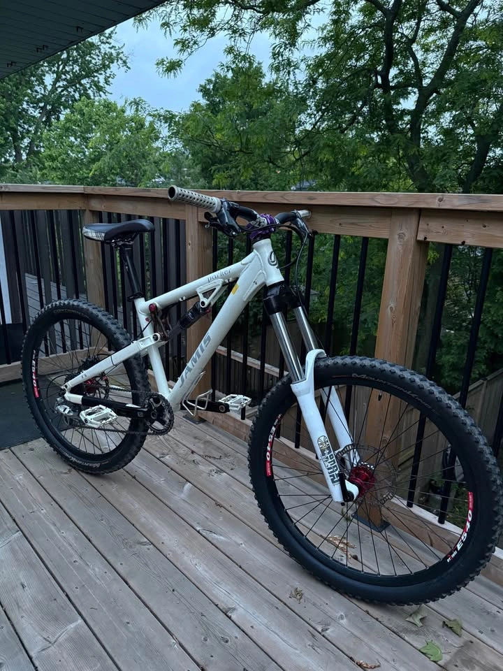 Jamis Parker DH MTB