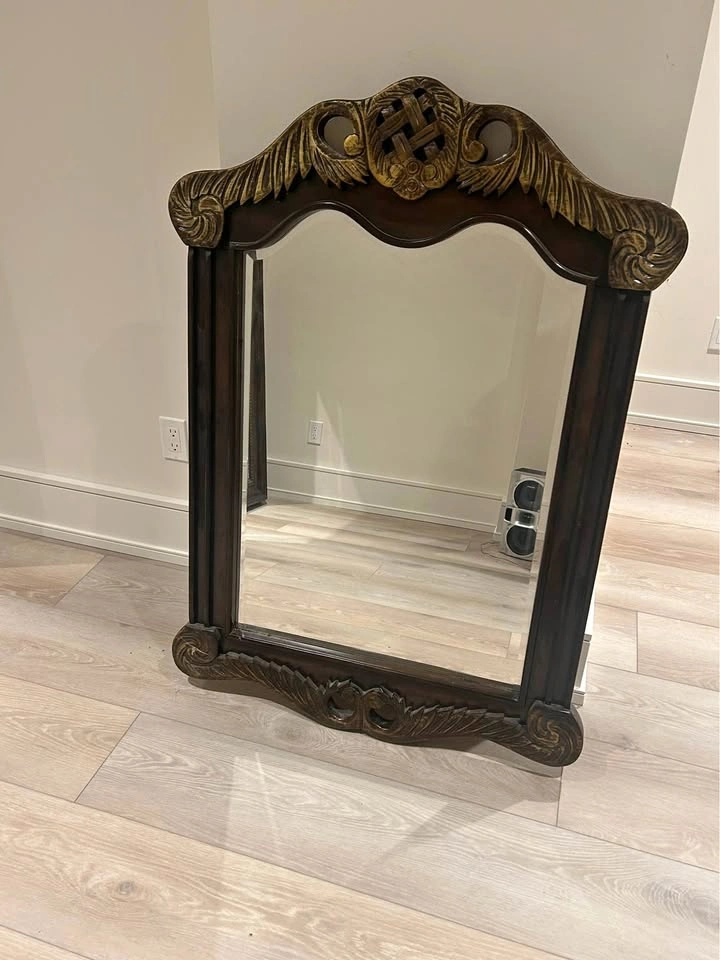 Elegant Ornate Decorative Wall Mirror – Solid Wood Frame