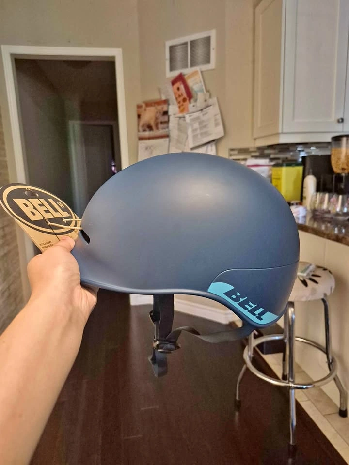 Brand New Bell Adult Bike Helmet Blue Adjustable