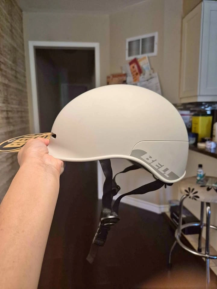 Brand New Bell Adult Bike Helmet Adjustable