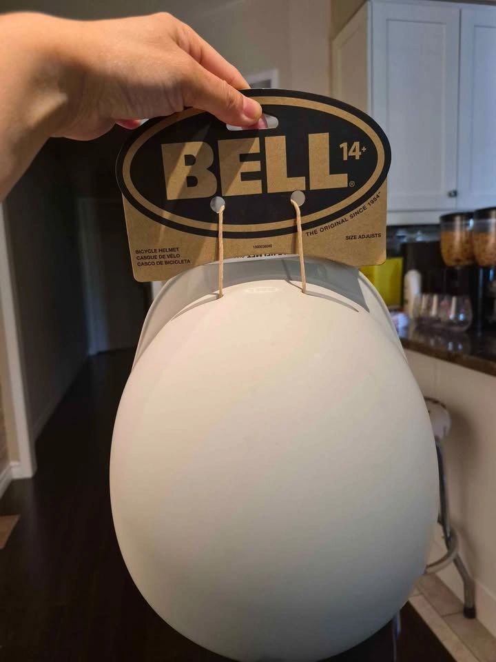 Brand New Bell Adult Bike Helmet Adjustable - photo 2