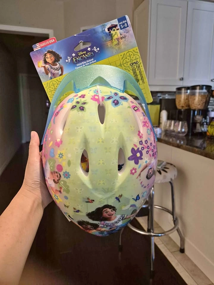 Brand New Encanto Girl Kid Bike Helmet (5-8 yrs)