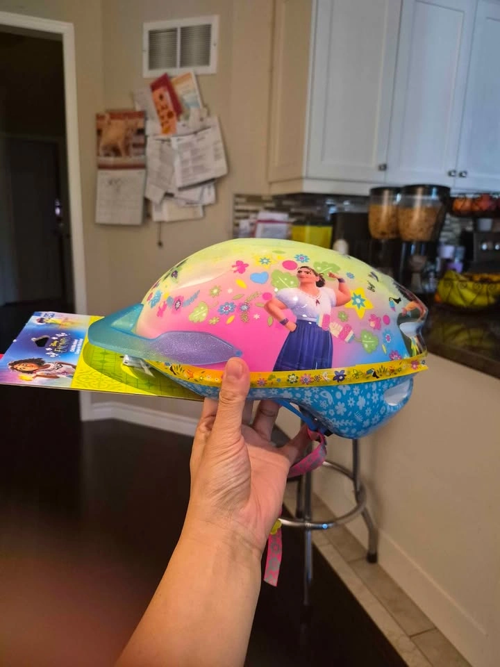 Brand New Encanto Girl Kid Bike Helmet (5-8 yrs) - photo 2