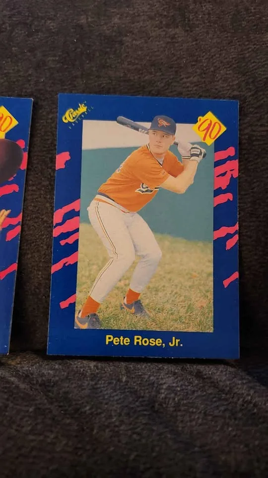 1990 Classic 150 baseball cards image indicator(2)