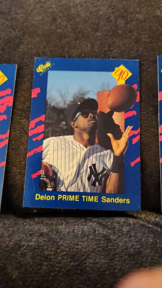 1990 Classic 150 baseball cards image indicator(8)