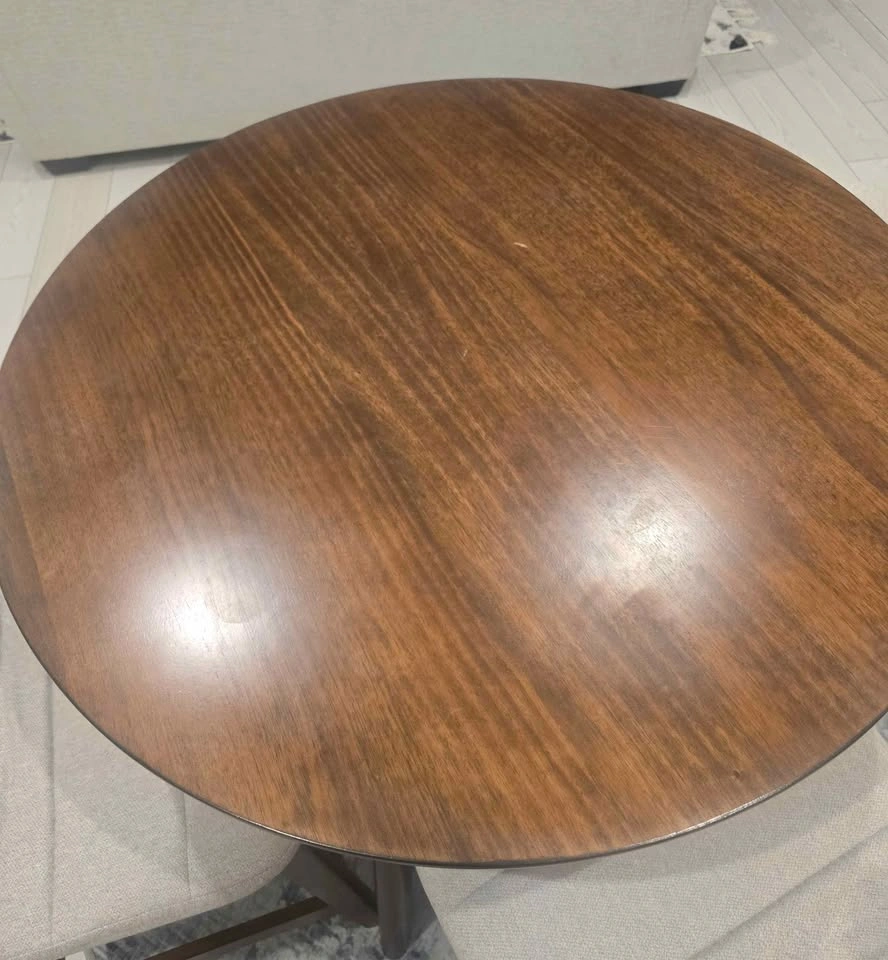Dining table and 4 chairs - photo 2