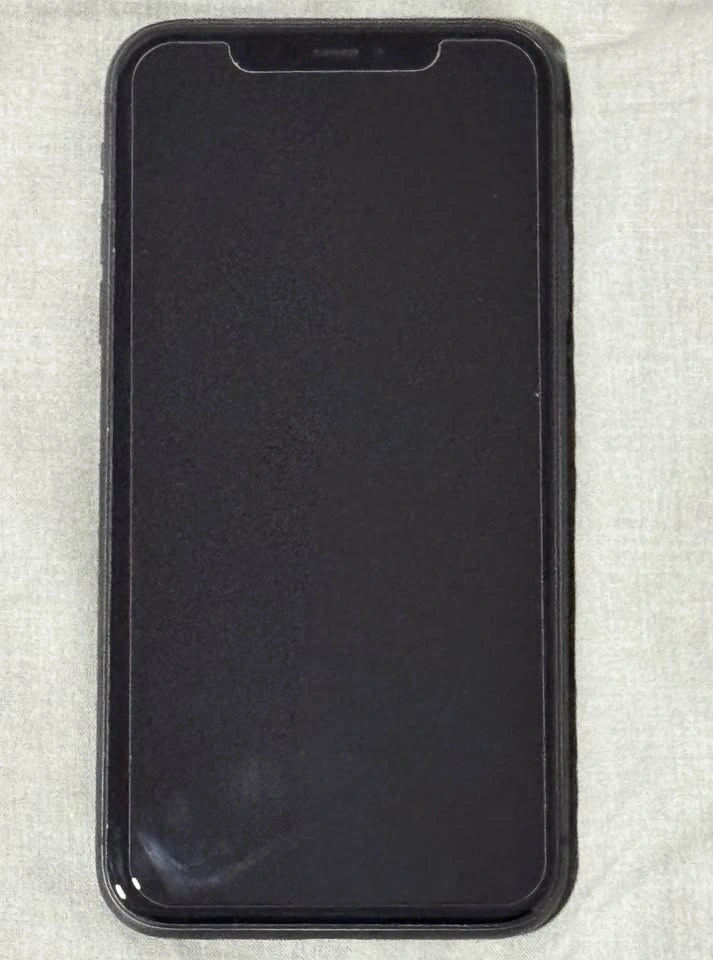 IPHONE 11 64GB FOR SALE PERFECT CONDITION UNLOCKED - photo 3