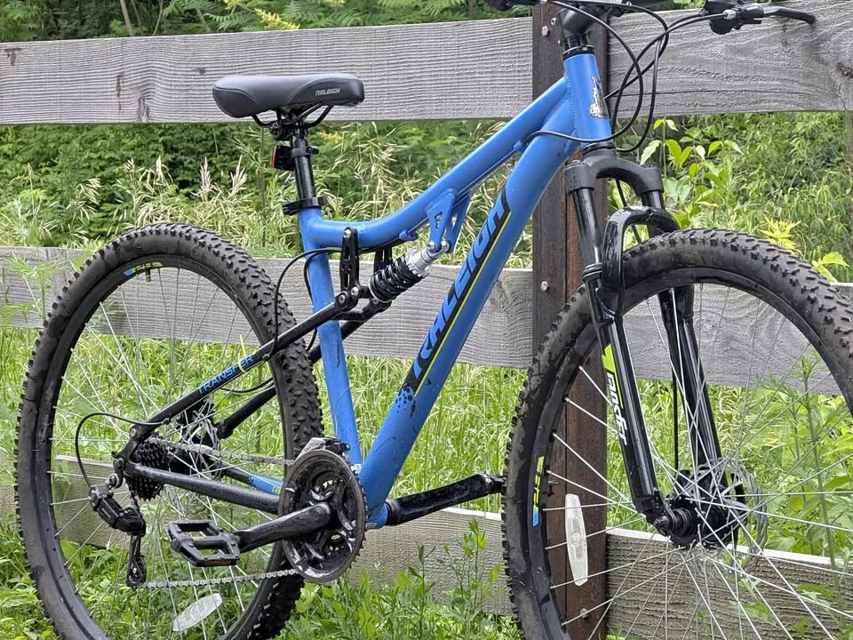 Raleigh Huck Full Suspension Bike