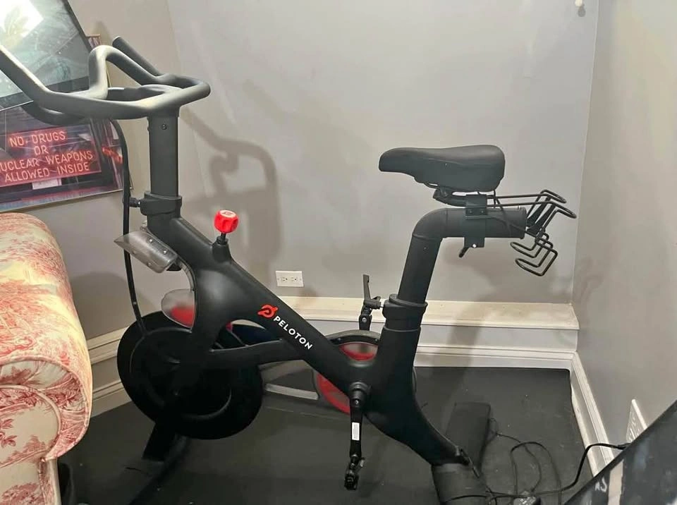 Peloton Bike (LIKE NEW)