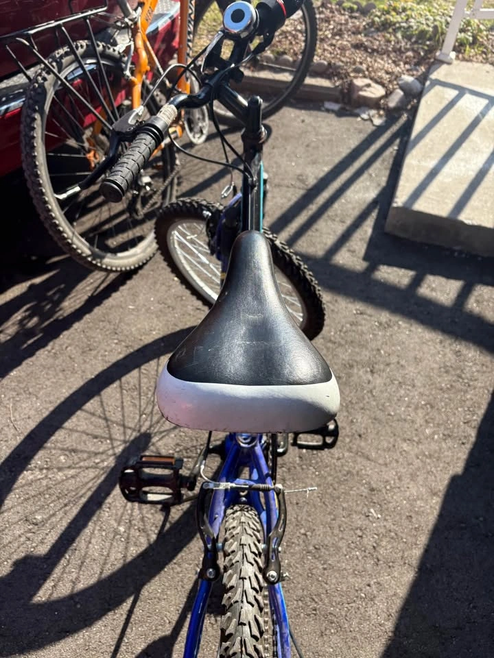 Mini blue bike for kids - photo 4