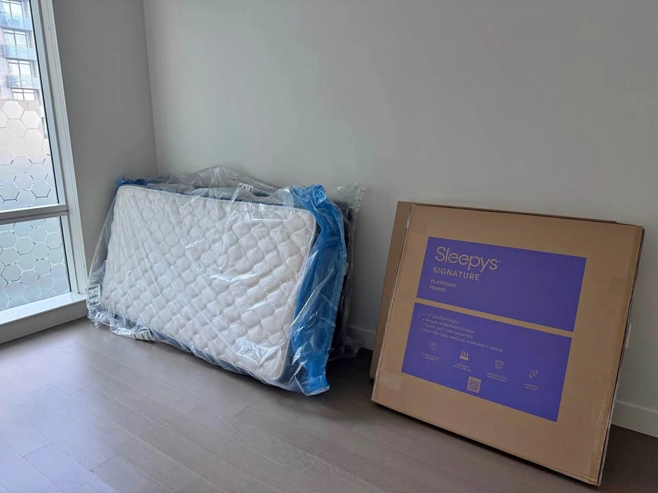 Twin Mattress + Platform Frame from Sleepy’s