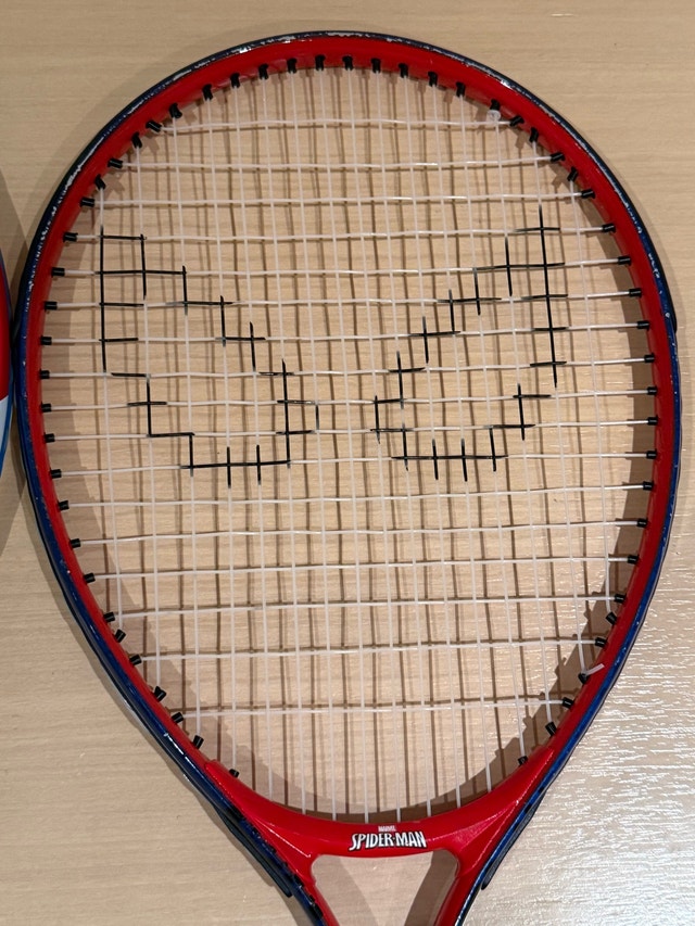 Wilson Spider-Man and Artengo Osmoz 23 Junior Tennis Rackets - photo 5