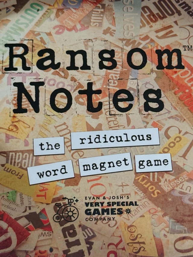 Ransom Notes: The Ridiculous Word Magnet Game - photo 5