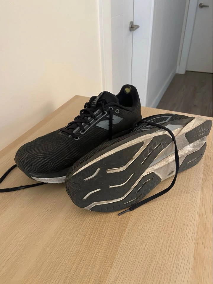 Used — Black New Balance Propel FUELCELL Sneakers — Men US 10.5 - photo 3