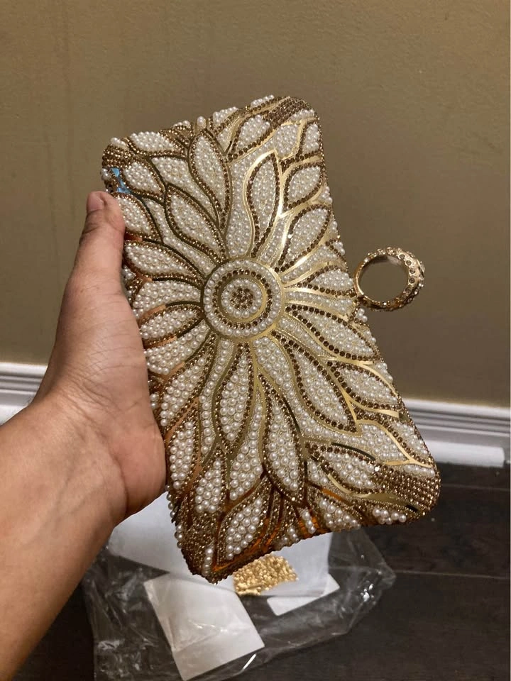 Brand New Luxury Pearl Flower Design Women Evening Party Bag - photo 5