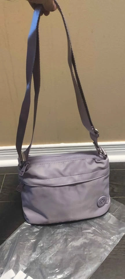Brand new premium nylon multi pocket light weight crossbody bag - photo 4