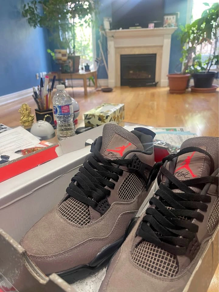 Jordan 4 mocha size 13