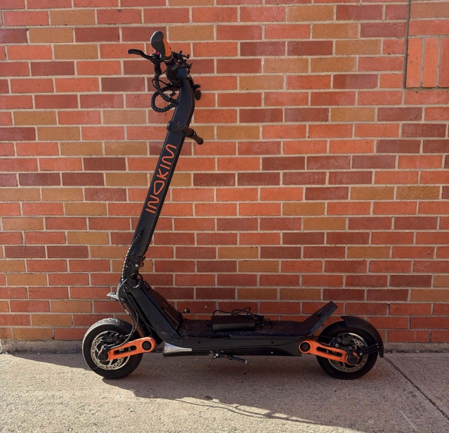 OXO Electric Scooter Dual Motor 60V + Charger - photo 2