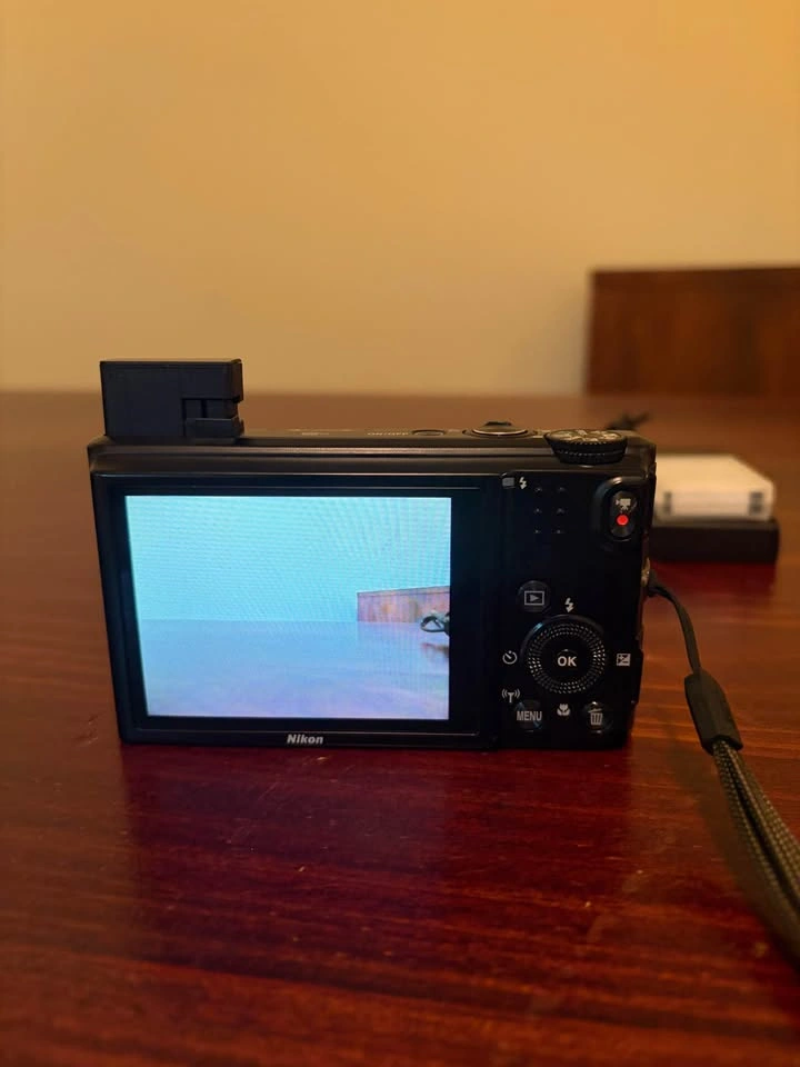 Nikon Coolpix S9600 Digital Camera w/ Battery & Charger - photo 3