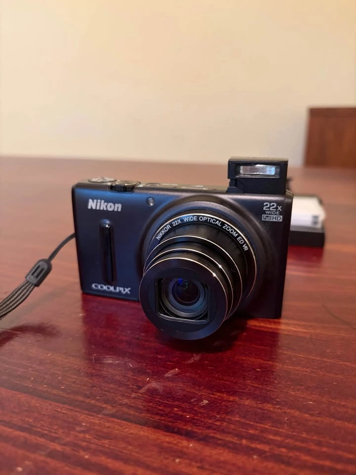 Nikon Coolpix S9600 Digital Camera w/ Battery & Charger - photo 4