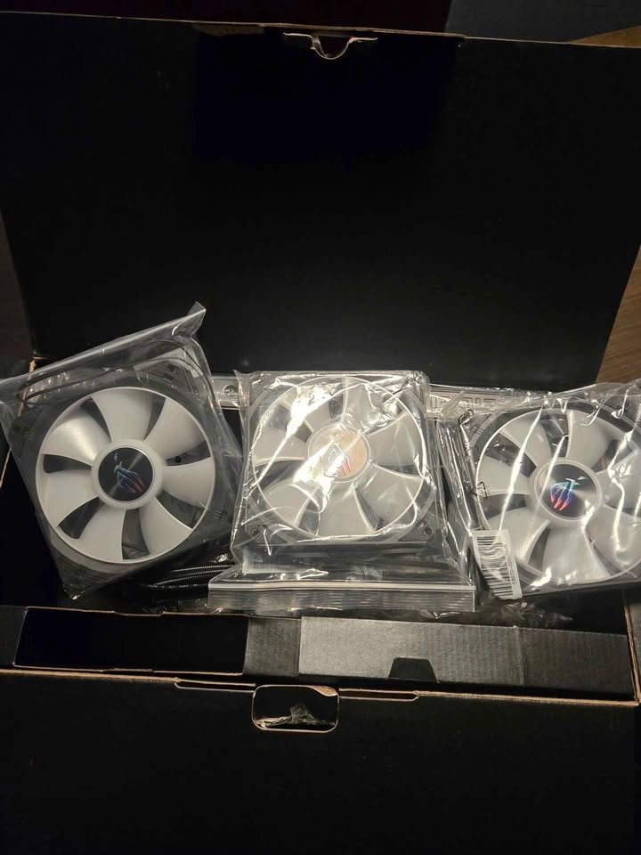 ROG Strix LC III 360 AIO LCD CPU Liquid Cooler - photo 3