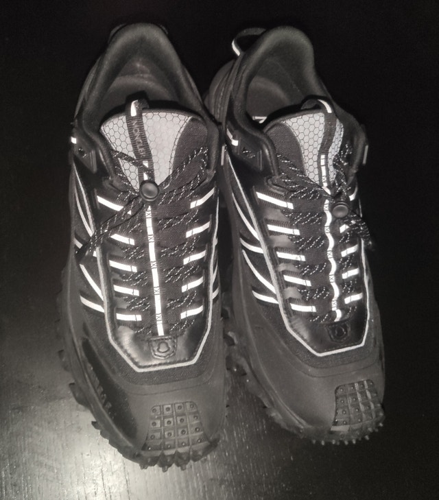 Moncler Trailgrip Gore-Tex Sneakers Mens 8.5 - photo 3