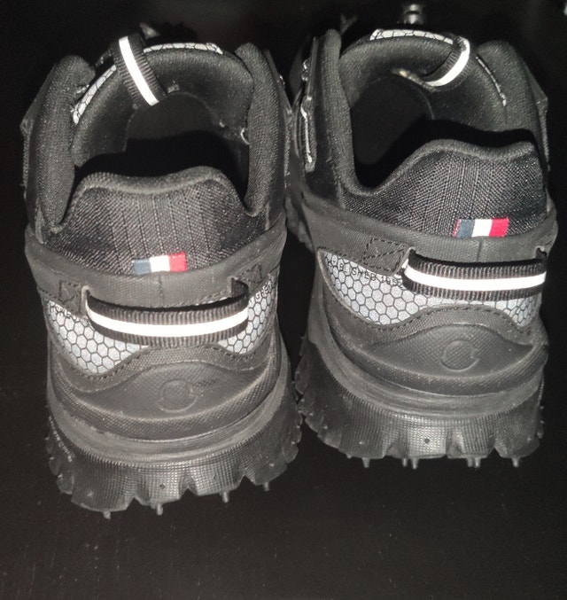 Moncler Trailgrip Gore-Tex Sneakers Mens 8.5 - photo 5