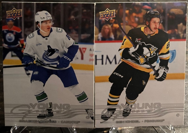 Lot of 4-Upper Deck Oversized YGs-Cootes Cowan Dickinson Kindel - photo 2