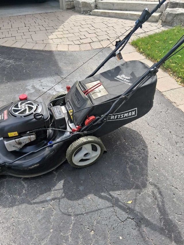 Craftsman Lawnmower - photo 3