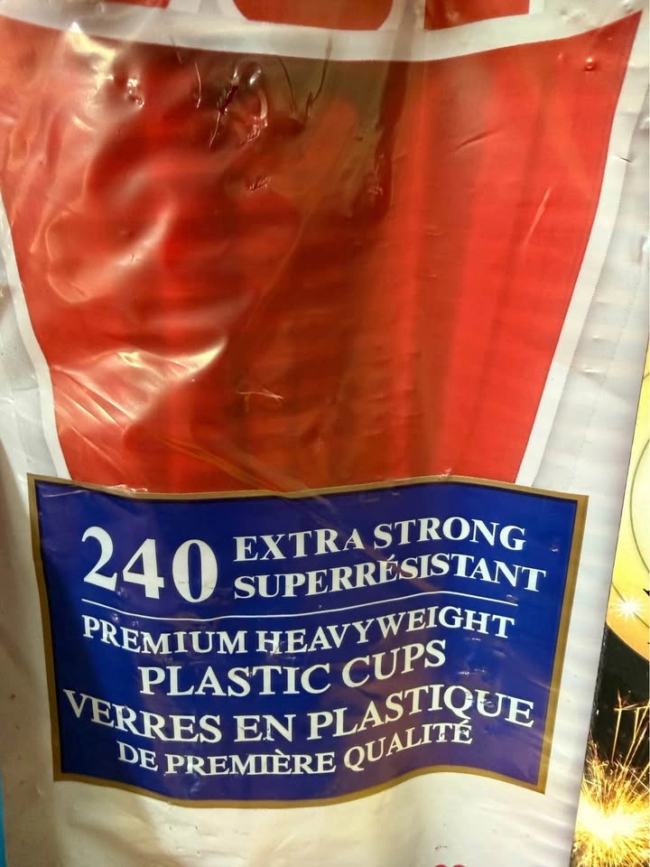 Party Supplies - photo 2
