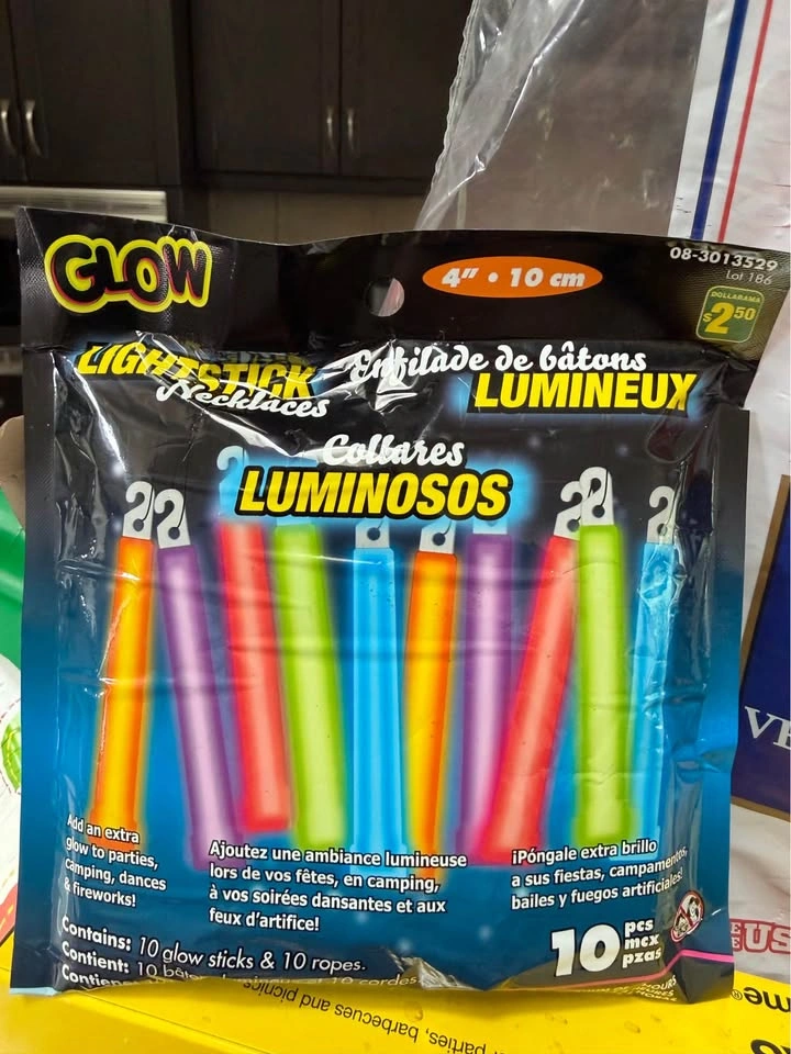 Party Supplies - photo 4