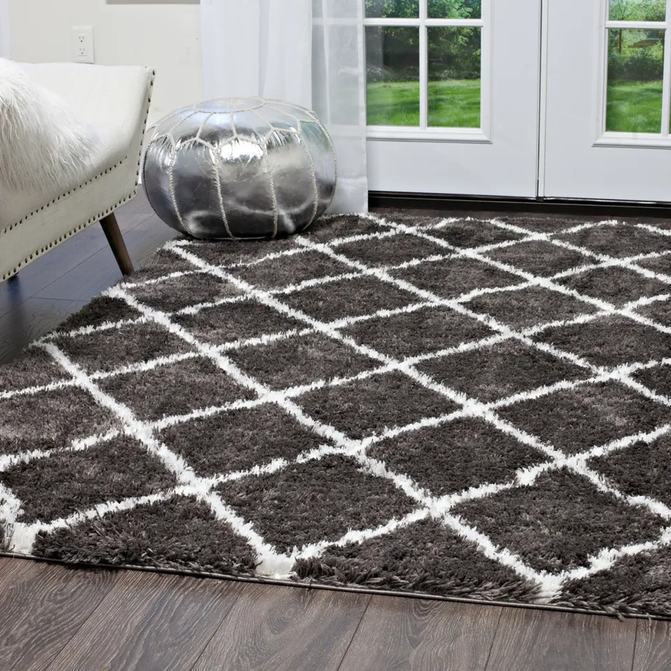 Geometric Shag Area Rug (7x10) - photo 4