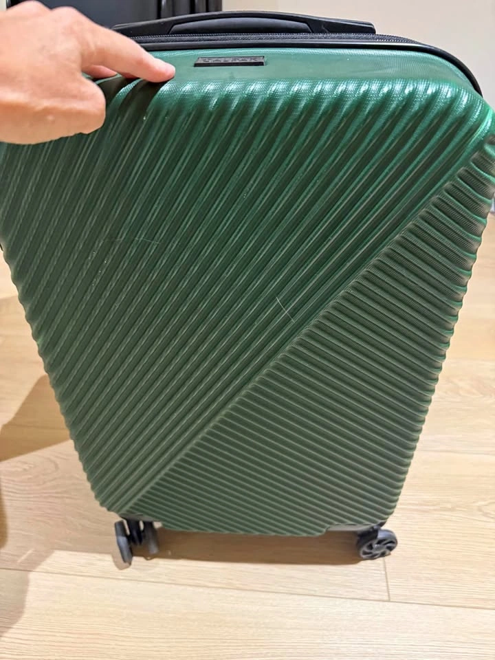 CALPAK Carry-On Hardshell Spinner Luggage - Forest Green