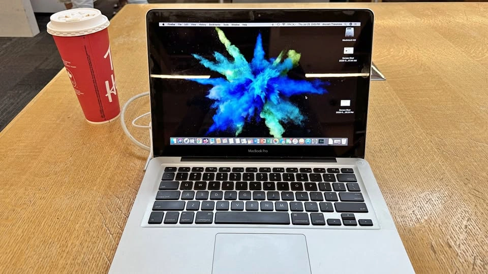 Apple MacBook Pro 13" (1TB HDD / 8GB RAM) – New Battery