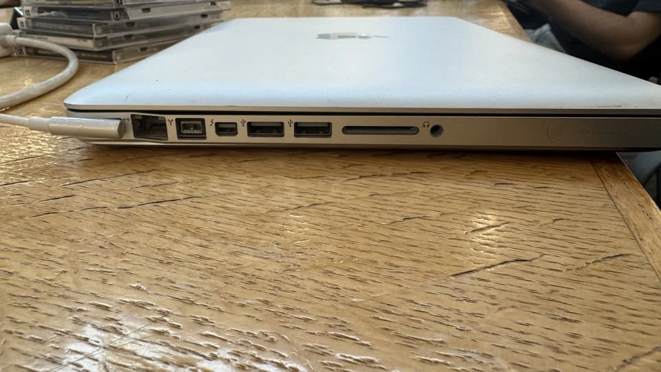 Apple MacBook Pro 13" (1TB HDD / 8GB RAM) – New Battery - photo 5