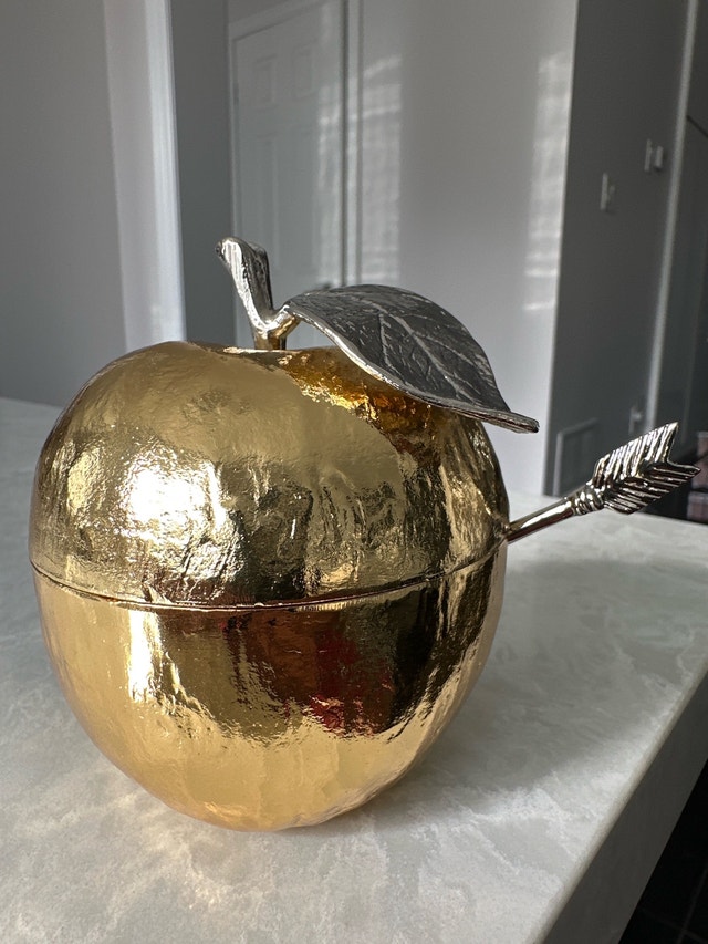 Michael Aram Goldtone Apple Honey Pot with Spoon