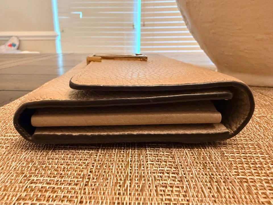 Authentic Louis Vuitton Capucines Wallet - photo 3