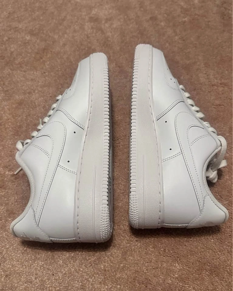 Nike Air Force 1 '07 White - US Size 8 Men w/box - photo 4