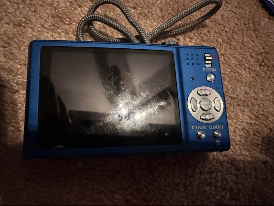 Panasonic Lumix DMC-ZR1 12.1MP Digital Camera - photo 2