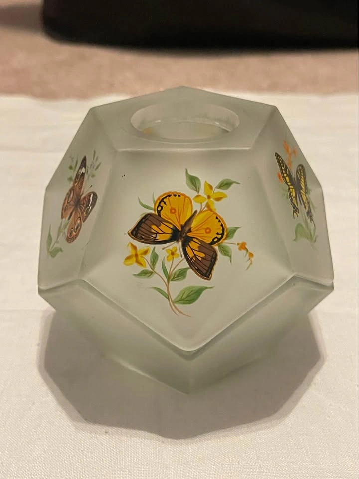 Westmoreland Butterfly Fairy Lamp Satin Glass Mid Century - photo 3