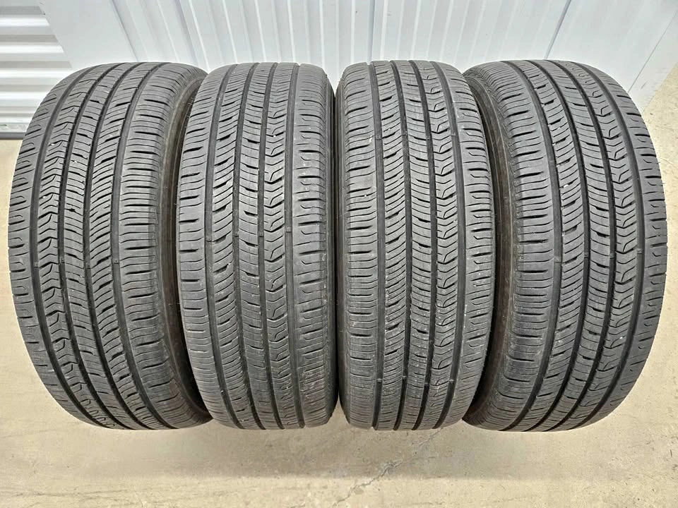 Hankook Kinergy all season tires 225/65R17
