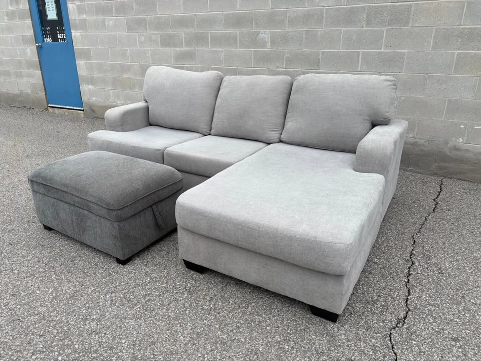 Grey Sectional Sofa with Large Chaise - Free Delivery - photo 3