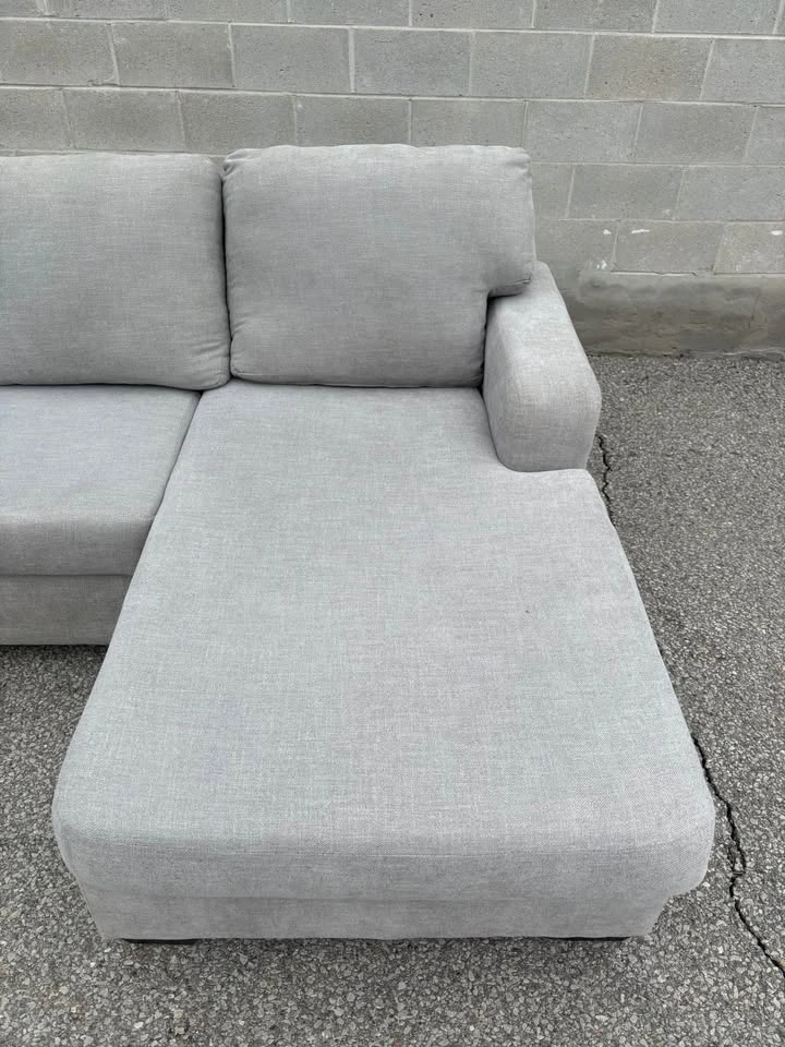 Grey Sectional Sofa with Large Chaise - Free Delivery - photo 5