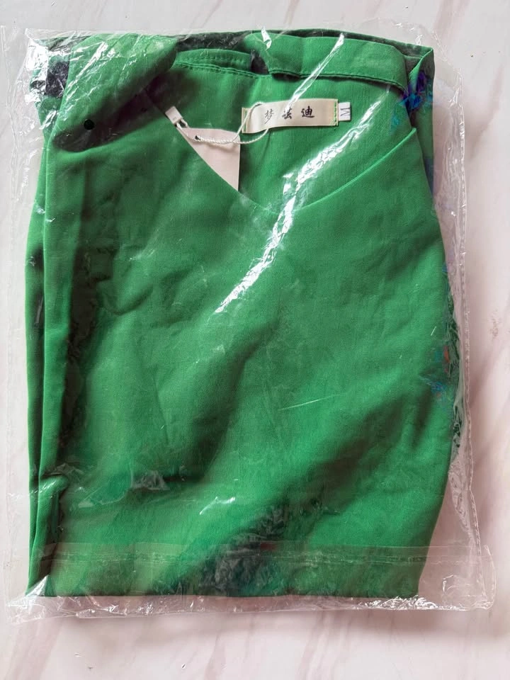Vibrant Green T-Shirt - BRAND NEW!! - photo 4
