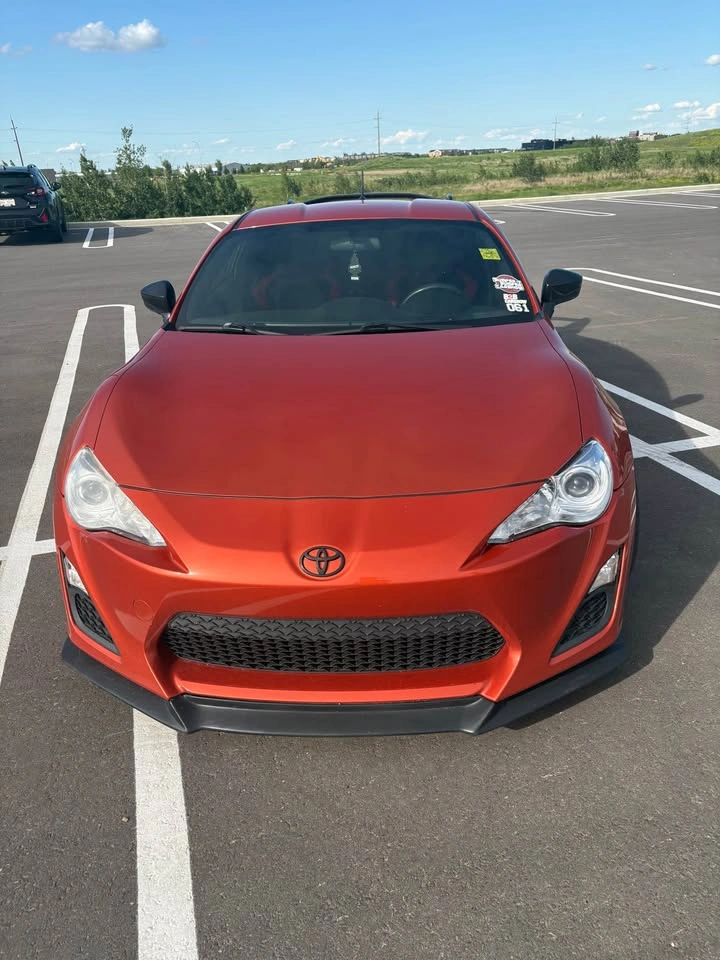 2014 Toyota Scion FR-S - photo 2