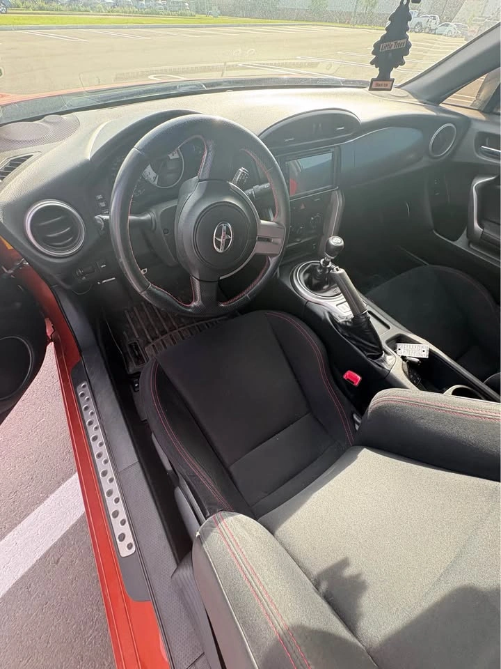 2014 Toyota Scion FR-S - photo 5
